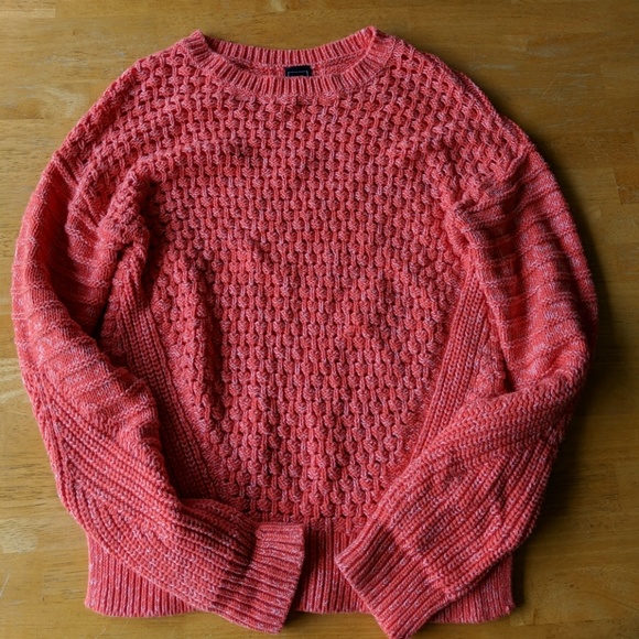 GAP Sweaters - EUC Gap chunky coral sweater size small